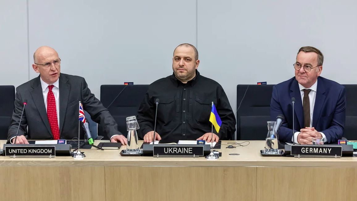 Решението е на контактната група която заседава в БрюкселСпоред Берлин