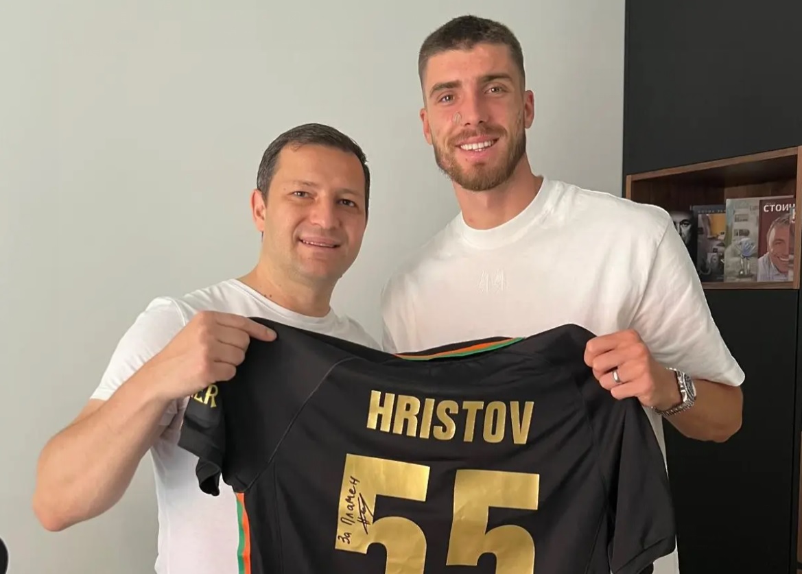 Жесток залп от Италия срещу Илиан Илиев Защитникът Петко Христов