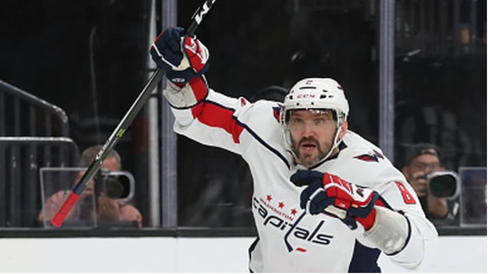 Руският капитан и нападател на Вашингтон Кепитълс Александър Овечкин се