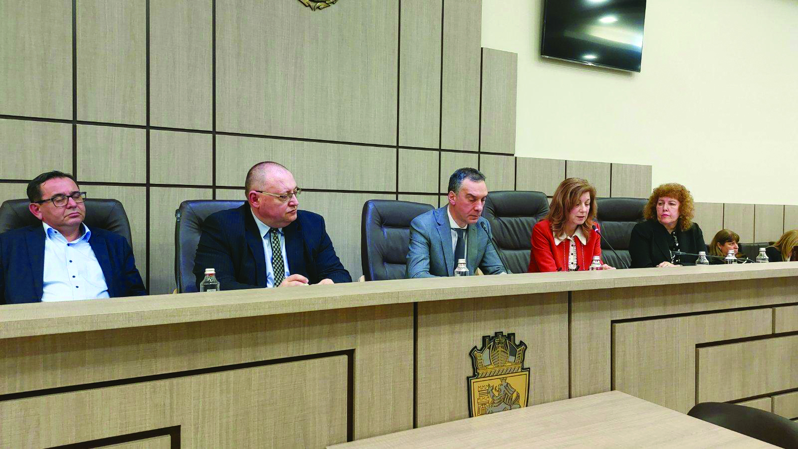 Участъци са за спешен ремонт 4 от тях са държавниМакрорамката