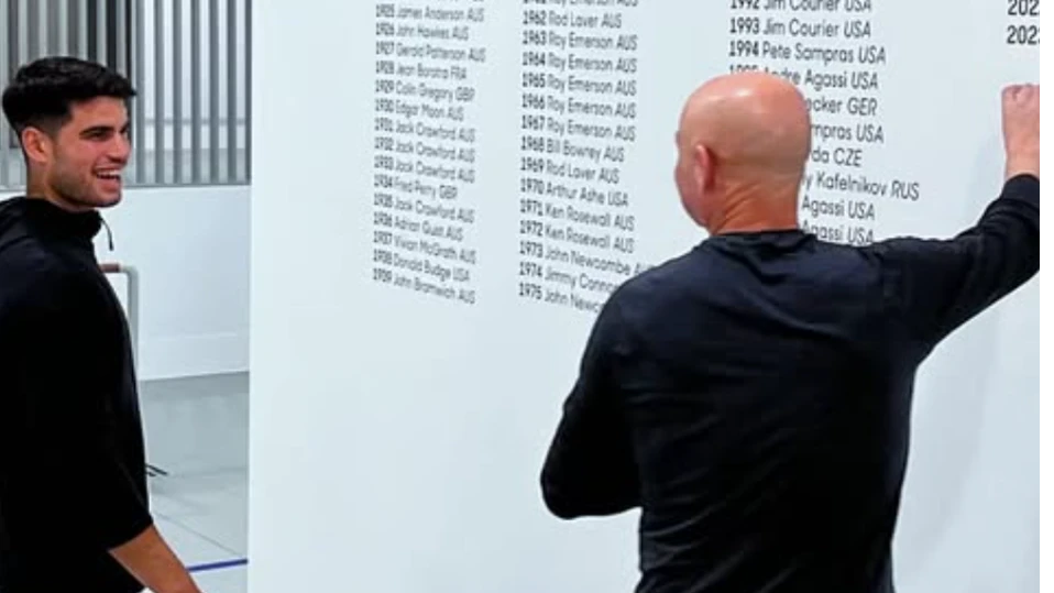 Тенис легендата Андре Агаси ще направи своя професионален дебют в