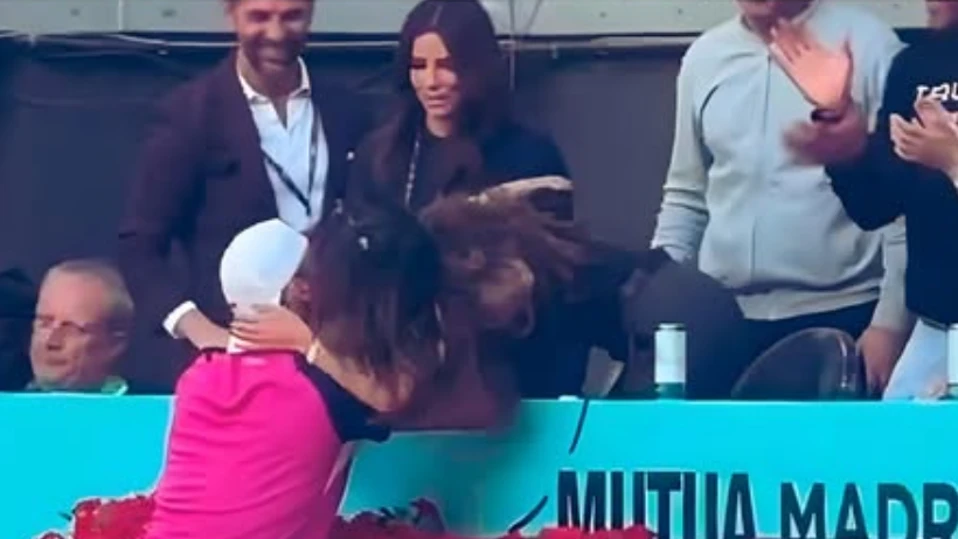 Че е един от плейбоите в тениса днес е безспорно