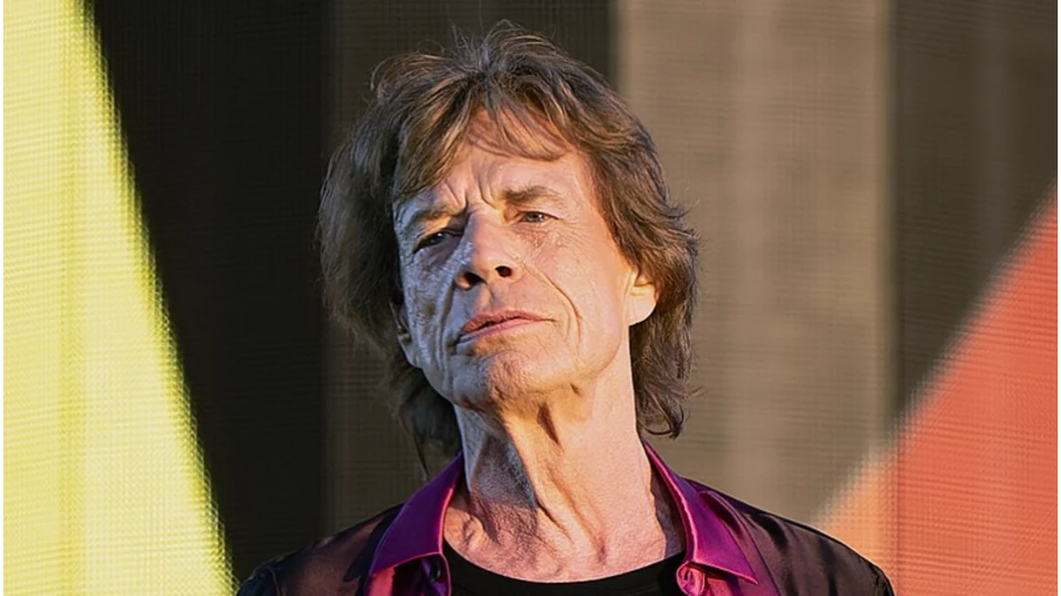 Саблезъбият тигър на разгулната рок революция Мик Джагър се сгоди