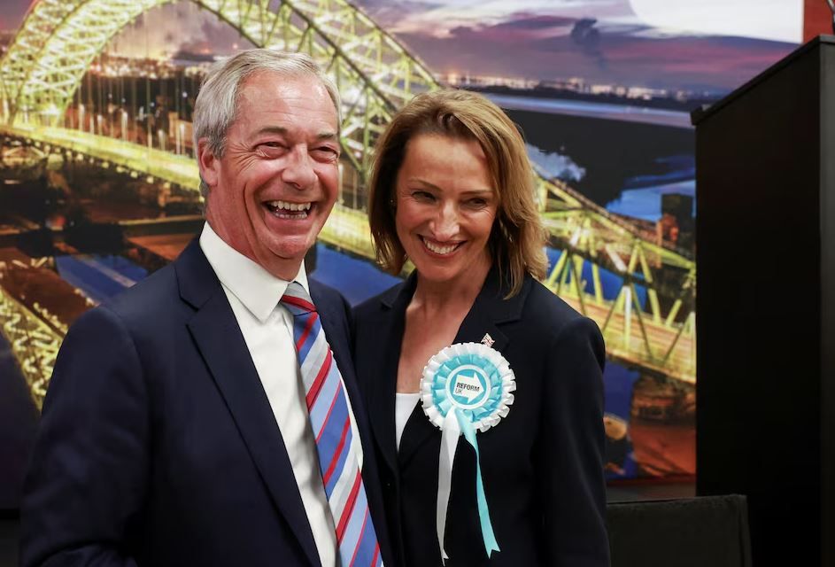 Частични парламентарни и местни избори във ВеликобританияСпоред крайнодесния лидер настъпва