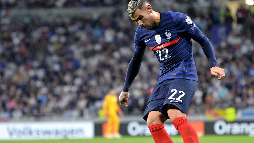 Една от най големите звезди на Милан Тео Ернандес може да