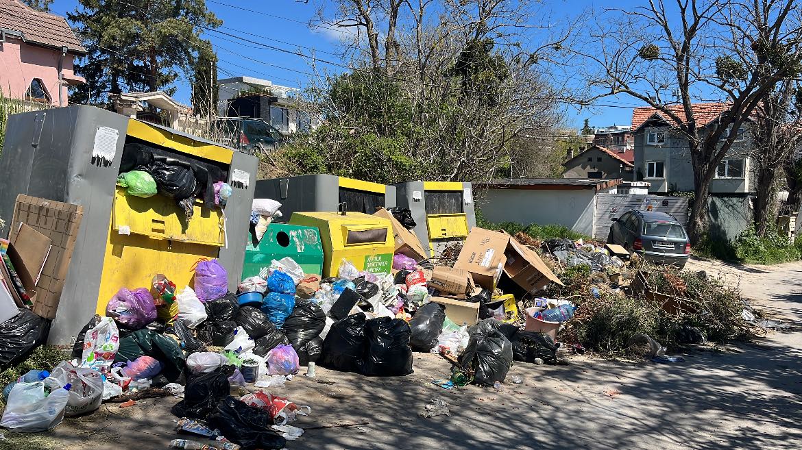 Администрацията предлага създаване на общинско предприятиеЧистотата в града не е