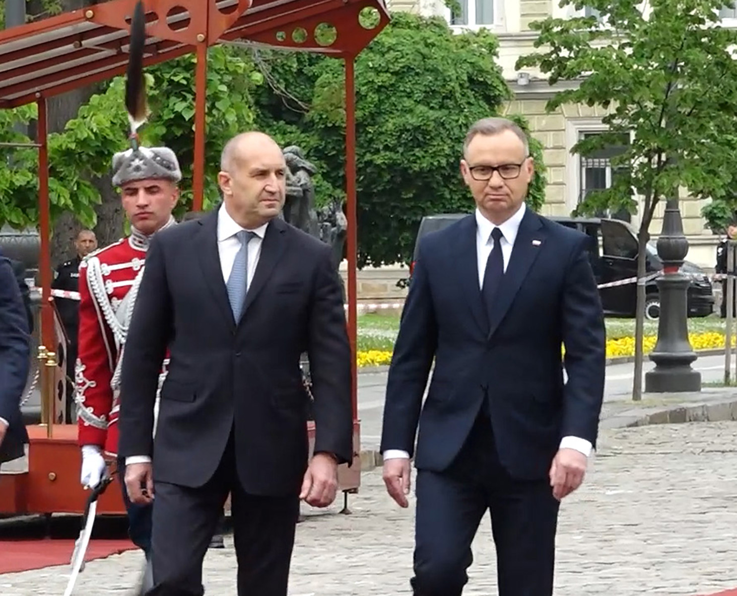Президентът посрещна Анджей Дуда Полша постигна разходи за отбраната в размер