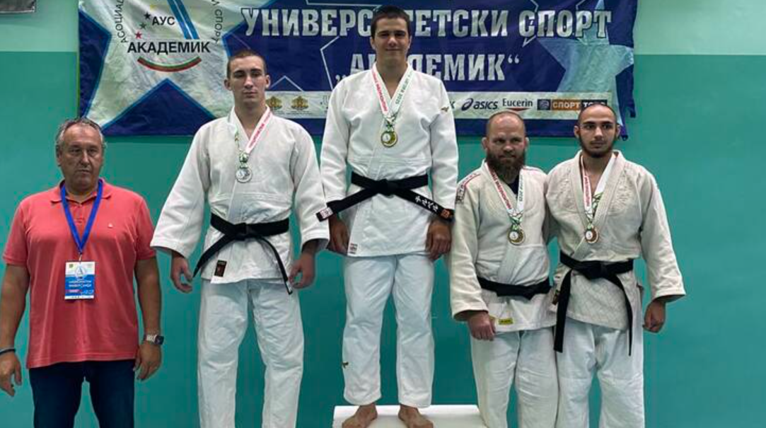 Пореден успех в студентския спорт постигна световният шампион в алпийския