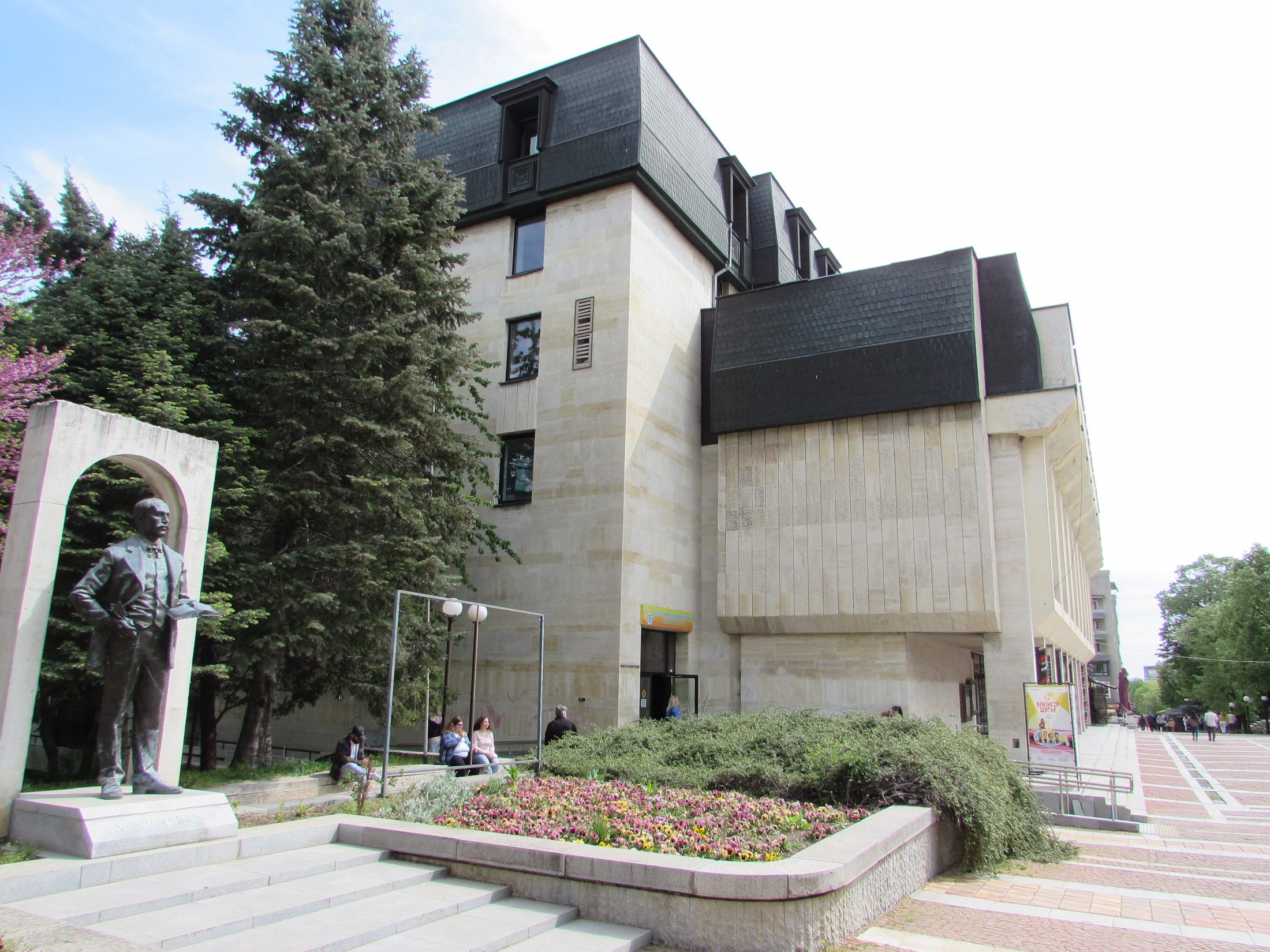 16 спектакъла участват в Друмевите театрални празнициВ продължение на седмица