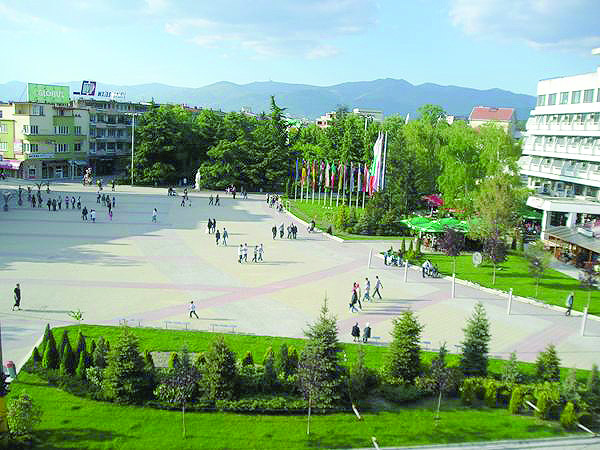 Предлагат по строг контрол на обществения редЗаведенията за хранене и развлечения