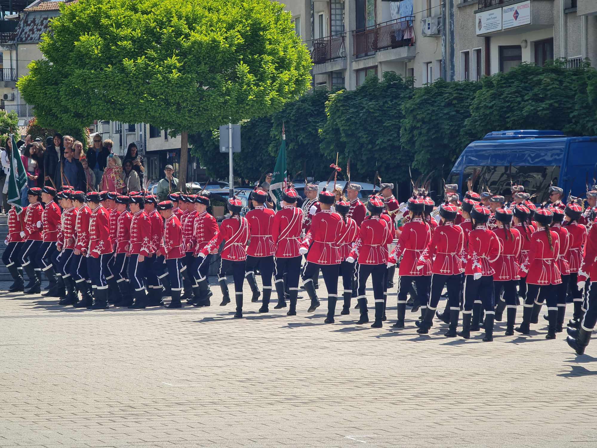 Той е първият в страната Първият в България студентски гвардейски отряд