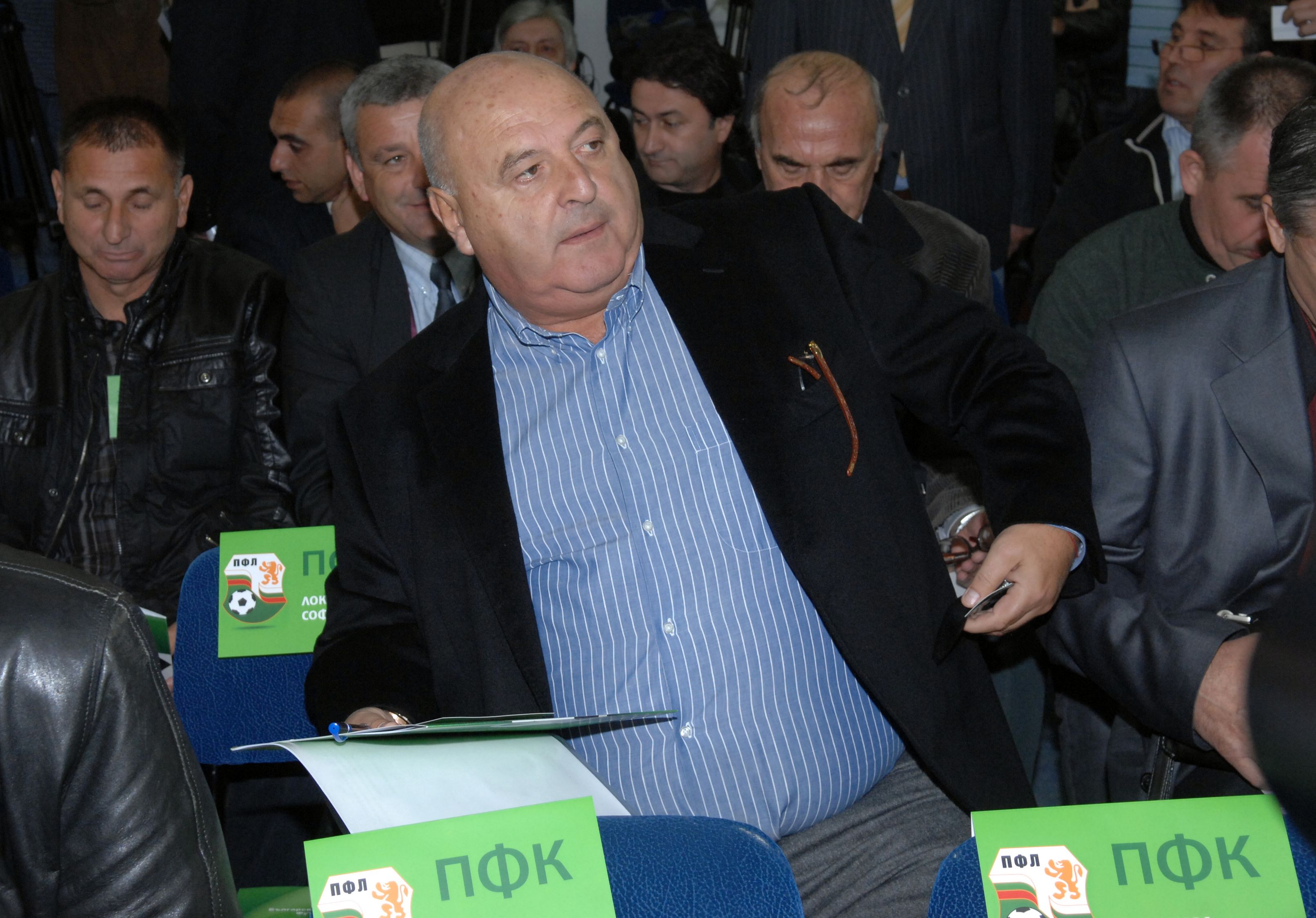 Голям скандал се заформи между Венцеслав Стефанов президент на Славия