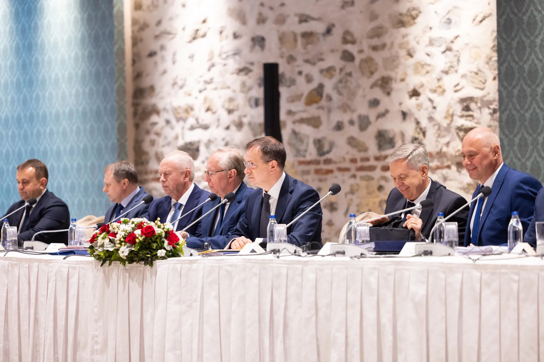 Руските преговарящи на мирните преговори в Истанбул са поискали Украйна