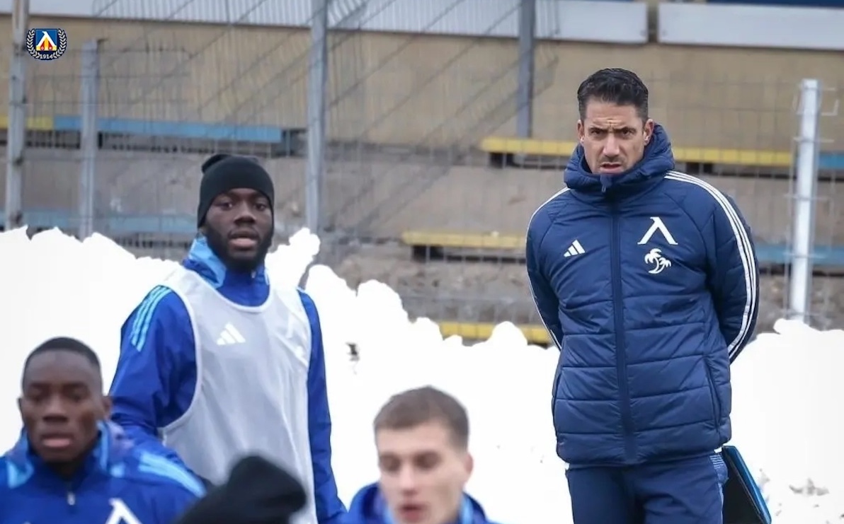 Старши треньорът на Левски Хулио Веласкес няма афинитета да дава