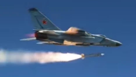 Руските изтребители МиГ-31 са оборудвани с нови далекобойни ракети КС-172