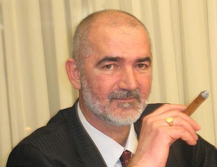 Внезапно е починал писателят редактор и журналист Валентин Георгиев Това