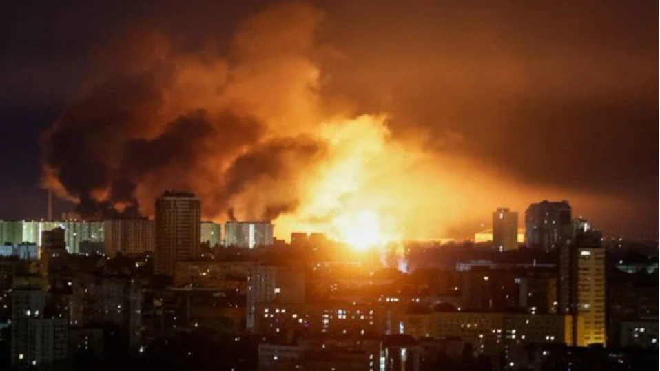 Русия е предприела нова нощна вълна на въздушни атаки с