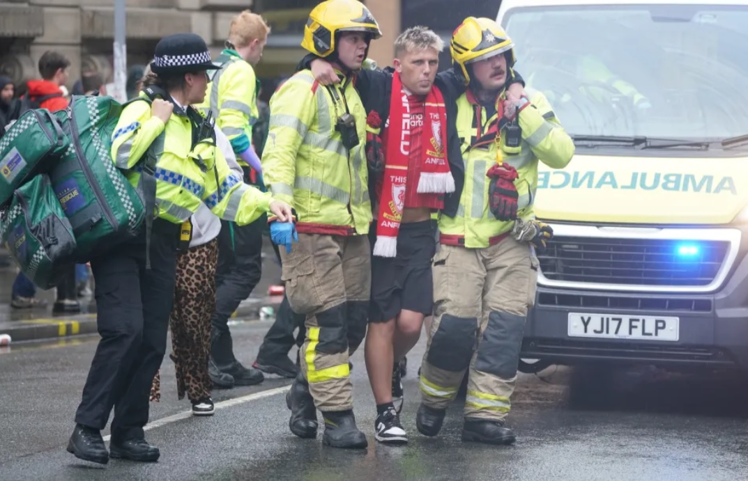 Шампионският парад на Ливърпул трябваше да е като от рая