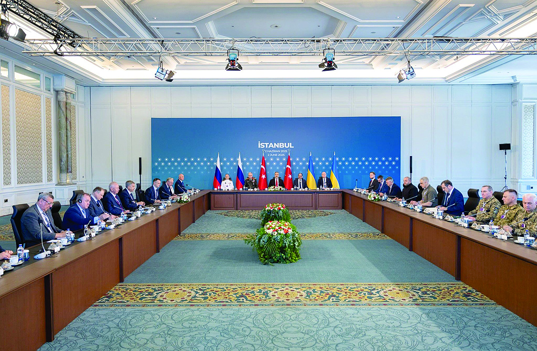 Няма конкретни споразумения след вторите разговориТрудна среща в Истанбул след