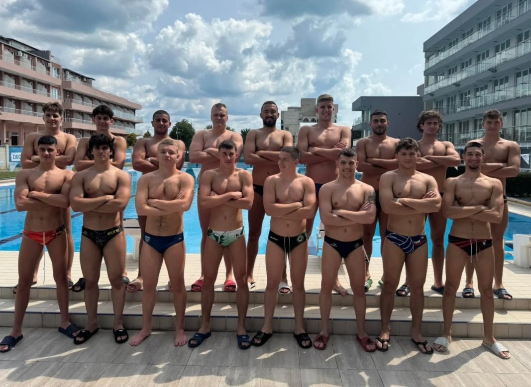 Мъжкият национален отбор по водна топка се събра на последен