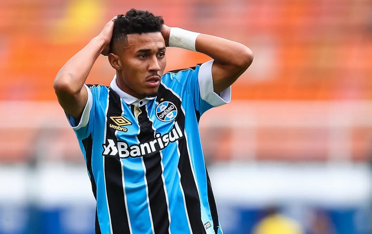 Второто ново попълнение на Левски за новия сезон ще бъде