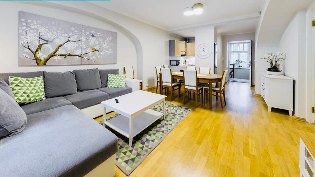 Новото строителство променя общата визия на кварталитеСтроят апартаменти с повече