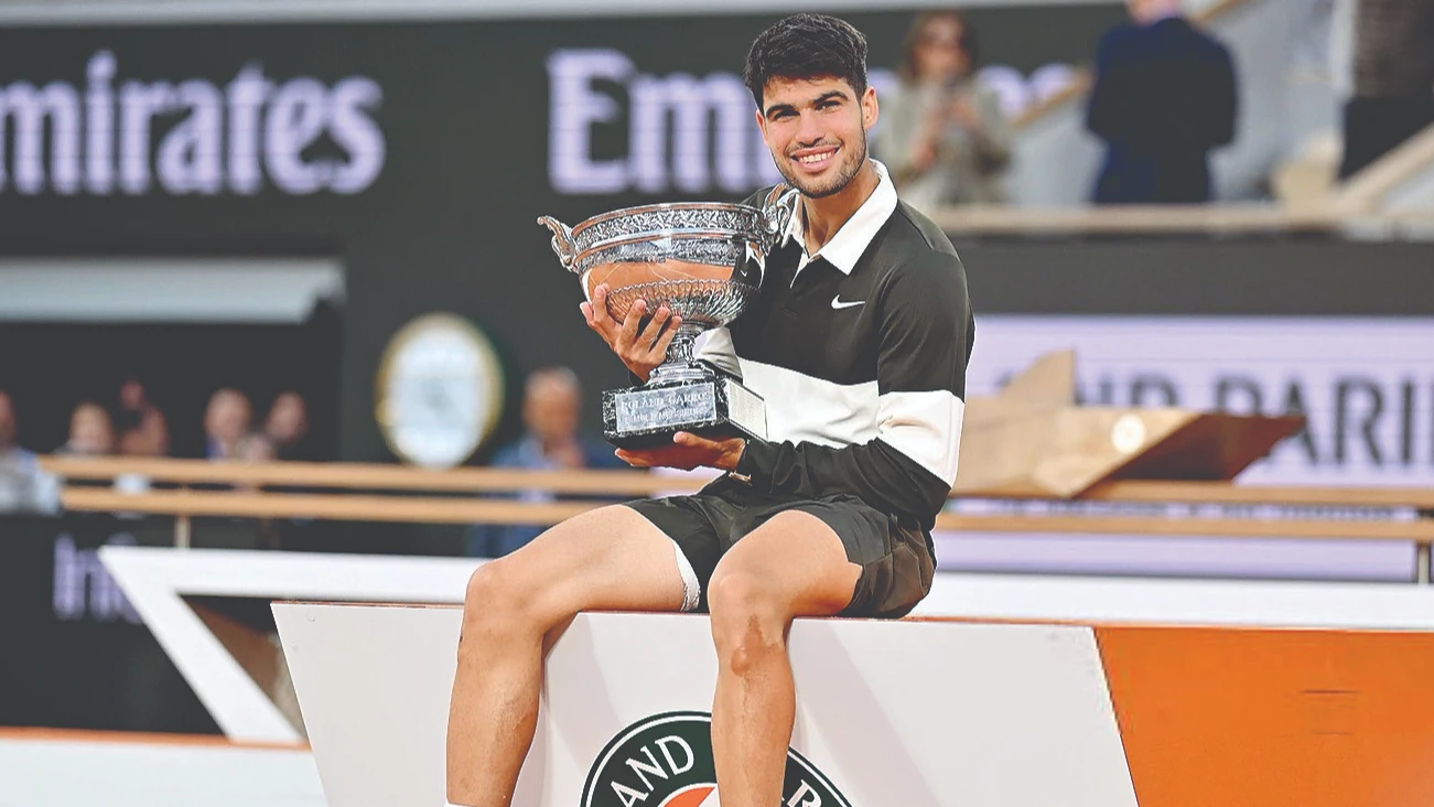 Пет сета за 5 29 часа на централния корт Филип Шатрие