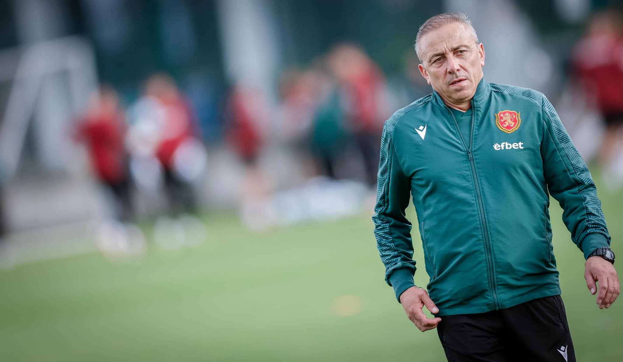 Селекционерът Илиан Илиев коментира за пръв път скандала с вратаря