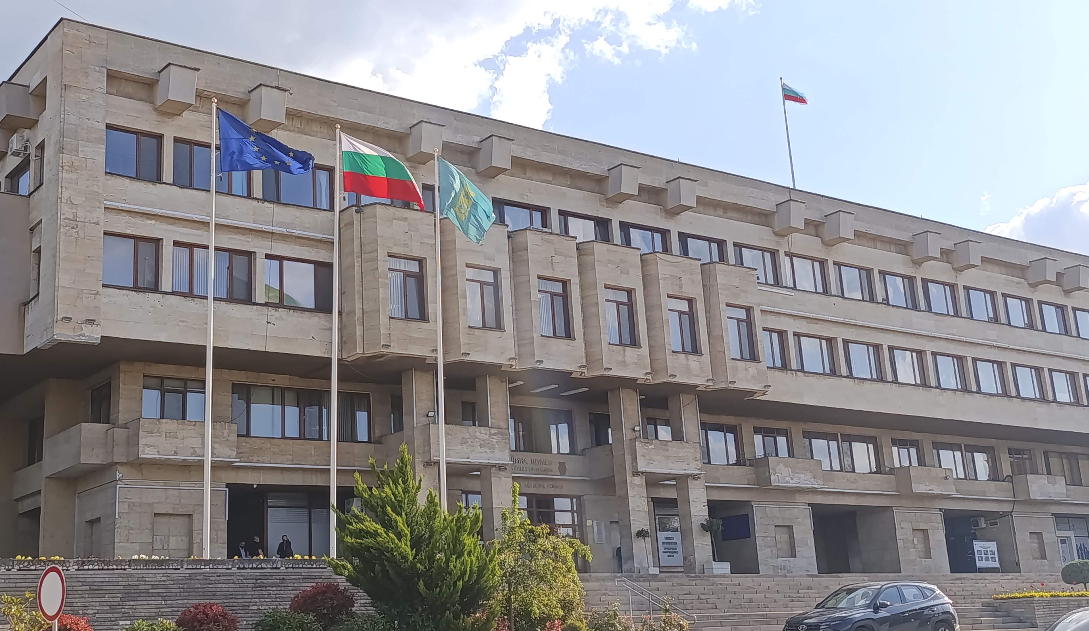 Кметът проф Христо Христов нареди и анкетиране сред ползвателитеКметът на