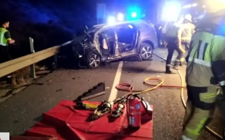 Катастрофа с 4 трупа след обирЗадигнали пари и лекарства от