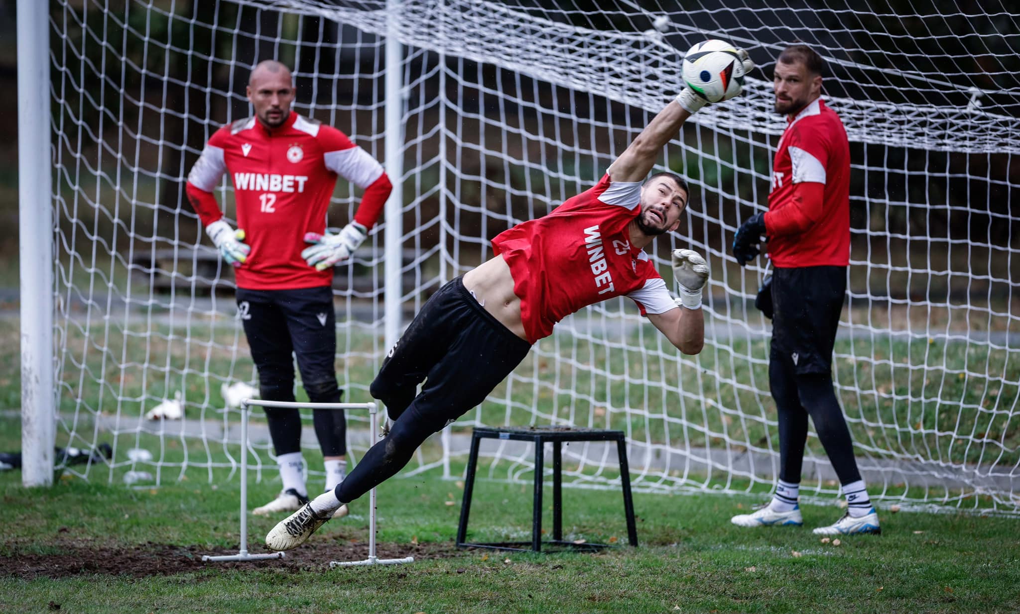 Иван Дюлгеров вече не е футболист на ЦСКА обявиха от