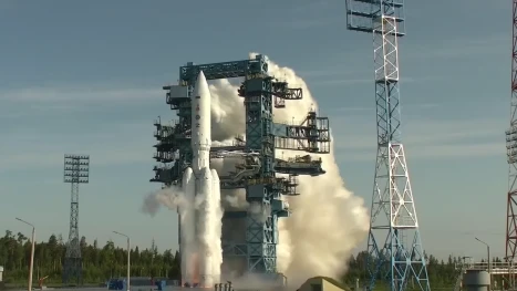 Руското министерството на отбраната показа изстрелването на ракетата "Ангара-А5" от космодрума Плесецк (ВИДЕО)
