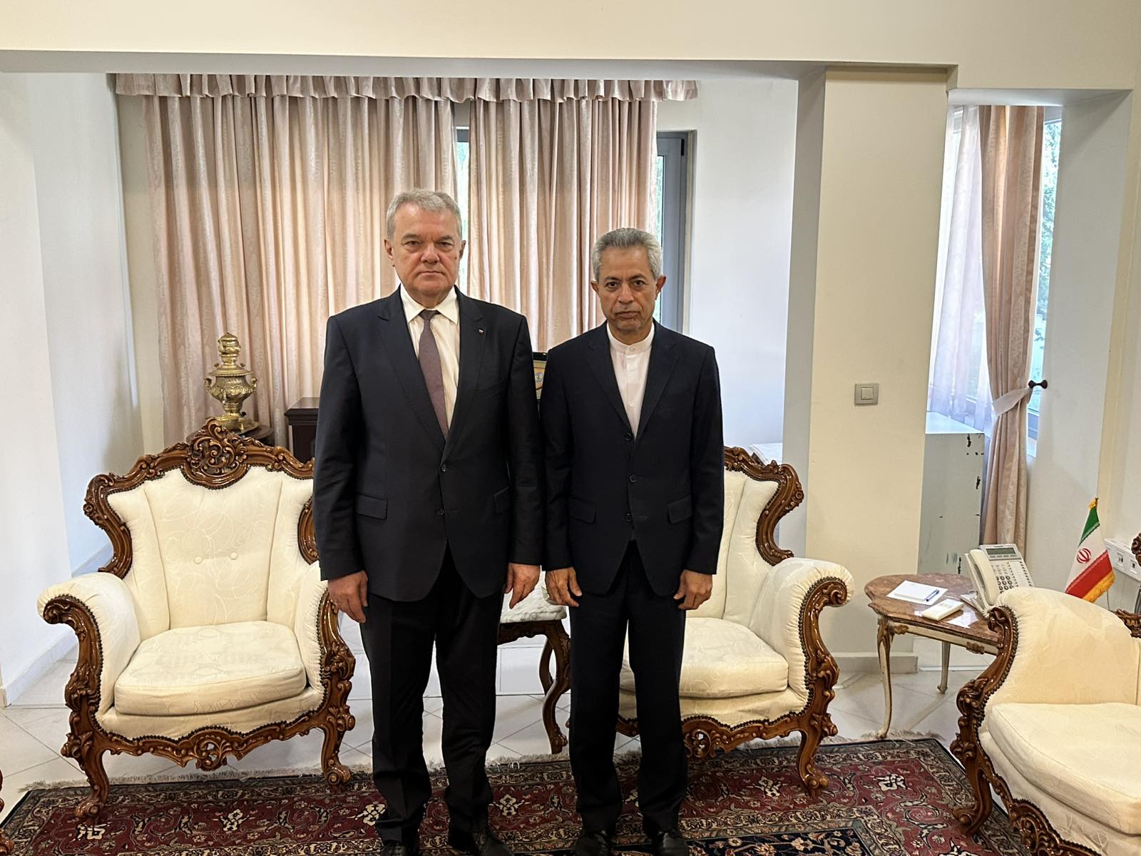 Председателят на ПП АБВ Румен Петков се срещна с извънредния