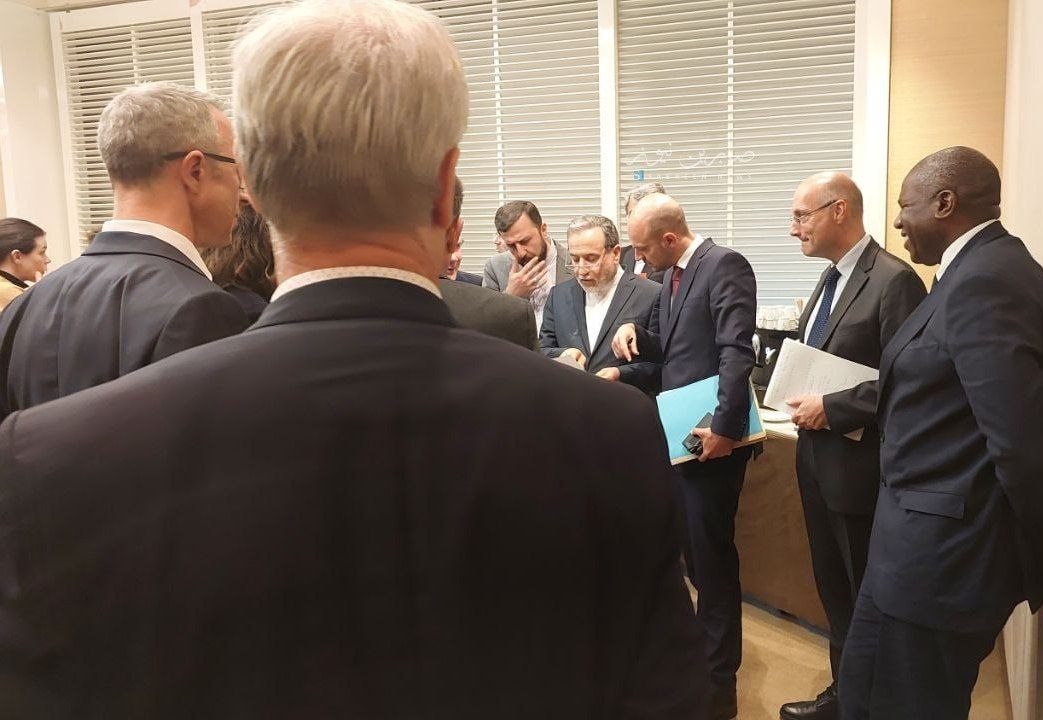 Разговорите проведени между европейски и ирански представители в Женева Швейцария