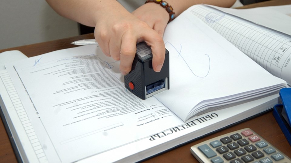 Преди продажба на недвижими имоти или моторни превозни средства е