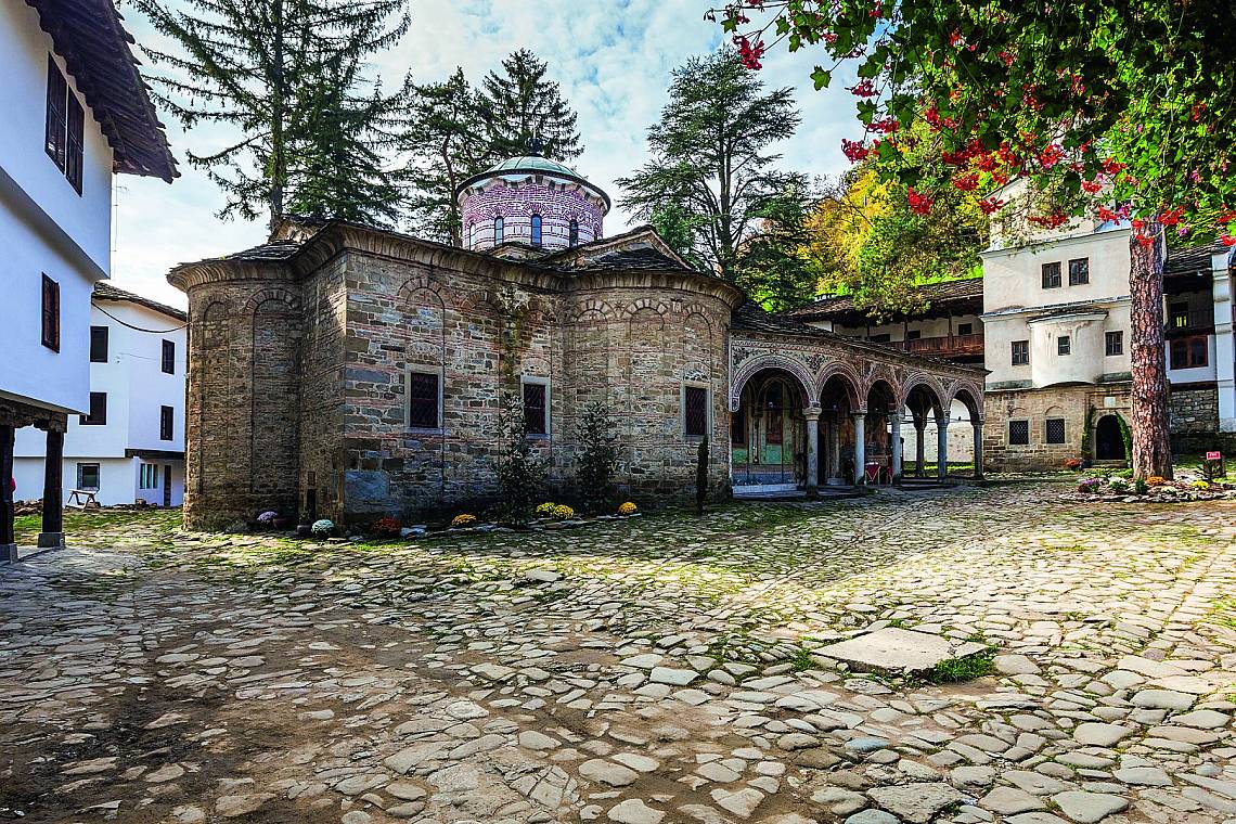 Троянският манастир ще има нов игумен Това ще бъде архимандрит