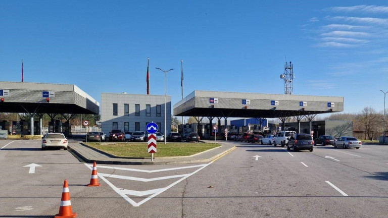 За една годинаПътуванията на български граждани в чужбина през май