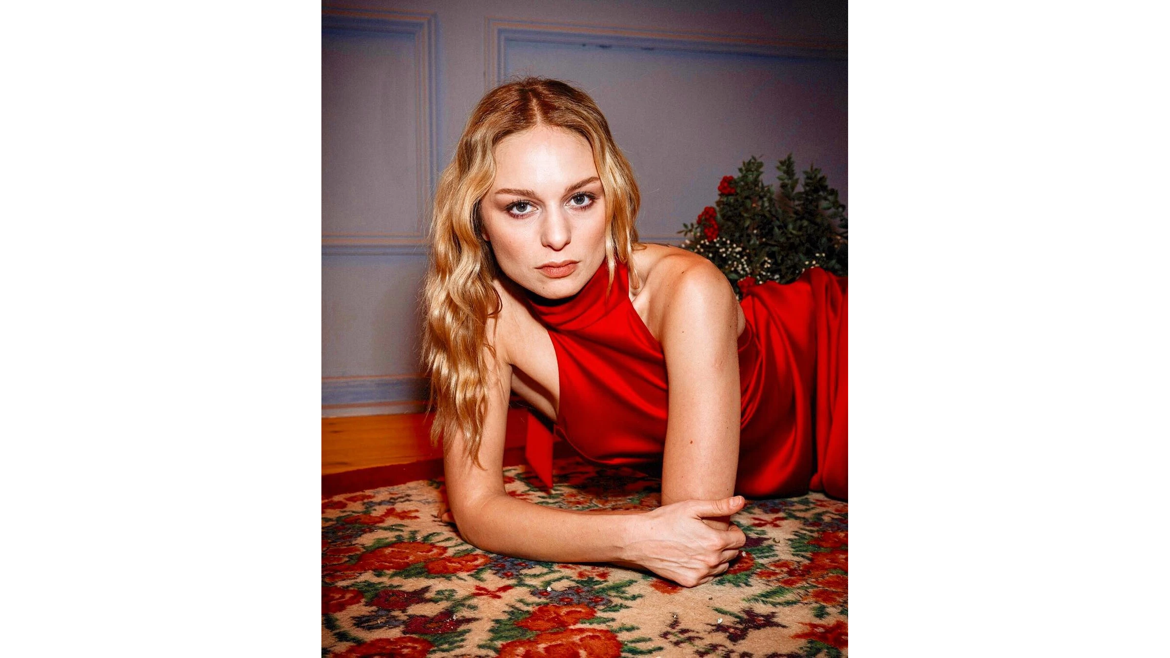 Нилпери Шахинкая в момента снима новия филм Сватбен екип 2