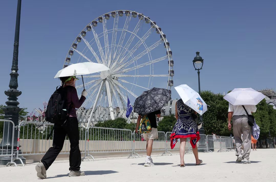 В Германия е измерена най високата температура за годинатаДвама души починаха