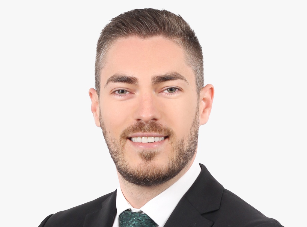 Васил Стефанов от ПП ДБ положи клетва като народен представител  Той влиза