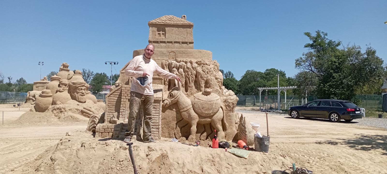 13 български скулптори изваяха фигуритеТемата са приказките13 скулптори изваяха уникални