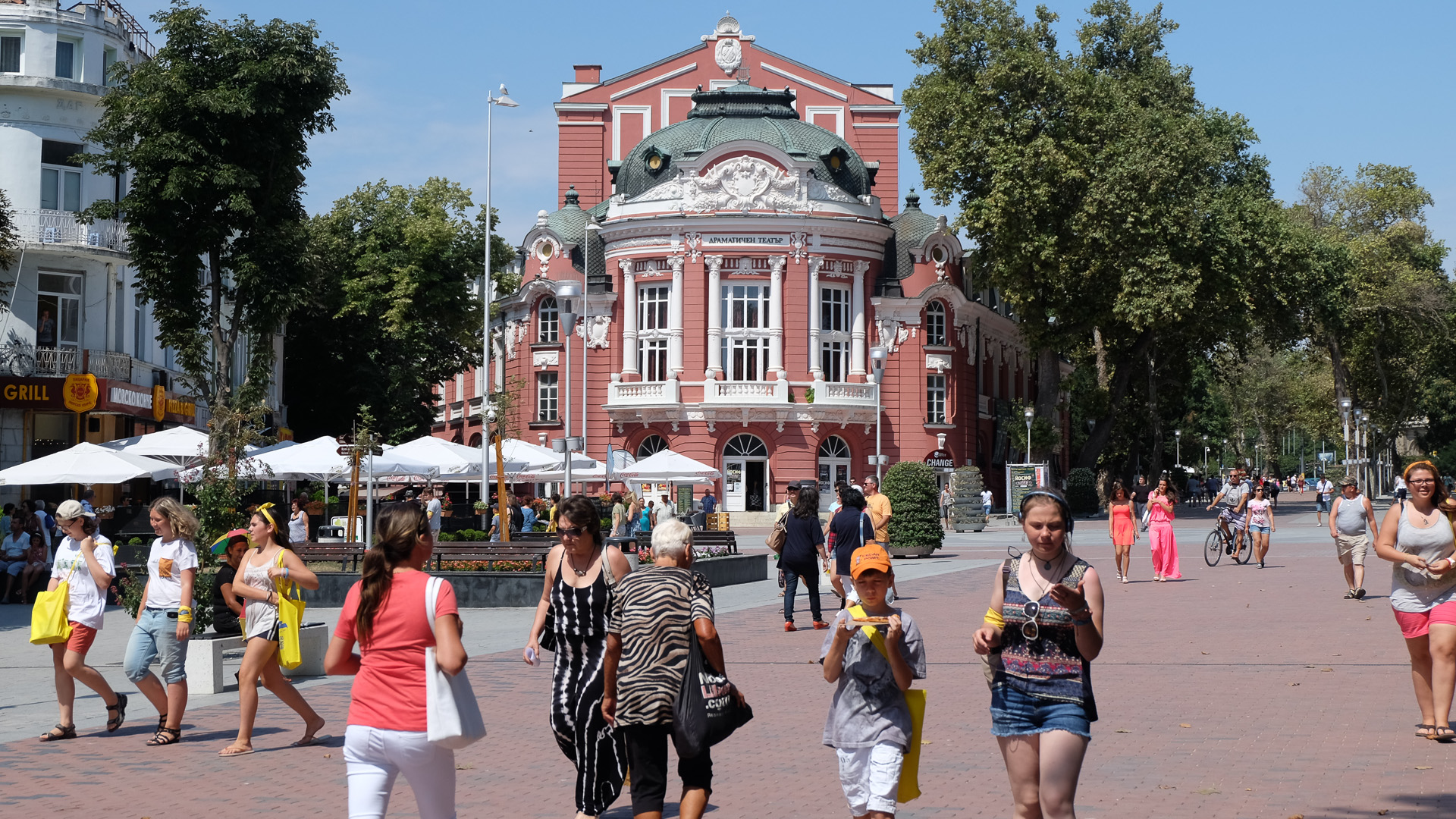 С 29 ръст на нощувките преди началото на сезона отчитат