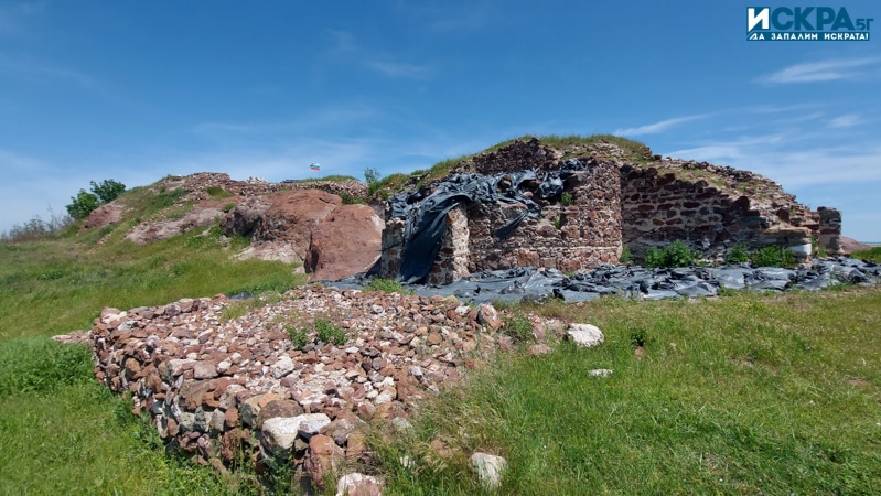 Нов етап в разкопкитеРазкопките на средновековния град Русокастро за 2025