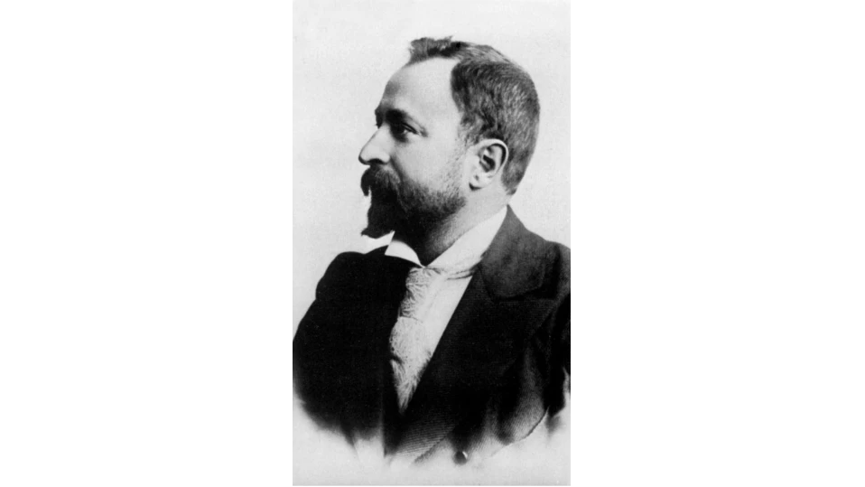 Шашмалогиите на тъмно и светлоЦяр за този национален резил не