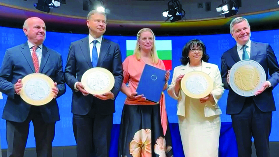 Окончателно решениеСтраната ни вече е окончателно приета в еврозоната след