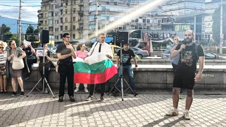 Студентът и учител Радостин Христов пред „Труд news”: Най-големият ми страх е, че някой няма да продължи образованието си, защото няма пари