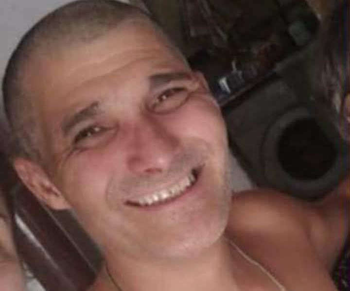 Близки издирват 45 годишният Цветомир от Червен бряг Мъжът е в