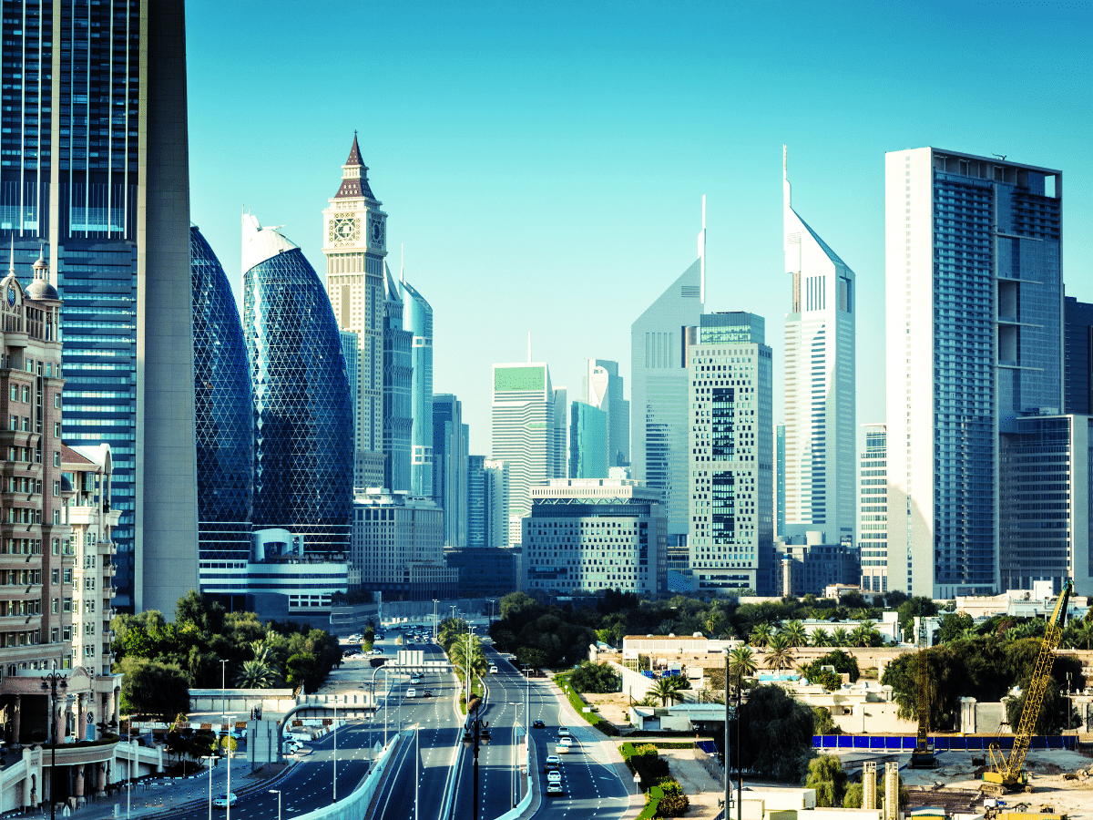 В Дубай въведоха тридневен уикенд за държавните служителиГрафикът на чиновниците