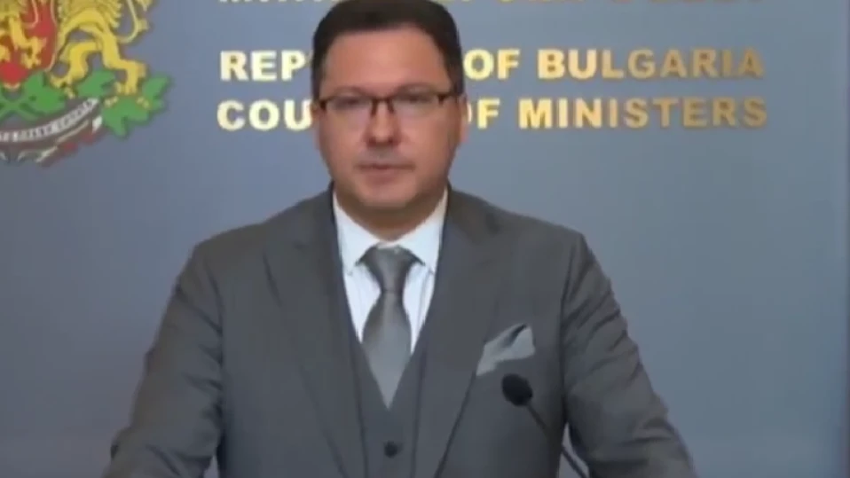 Даниел Митов