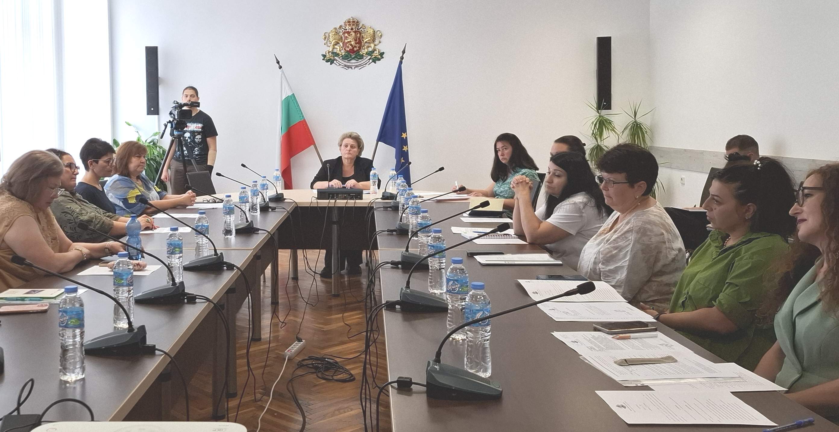 Общо 20 деца които не са посещавали училище в област